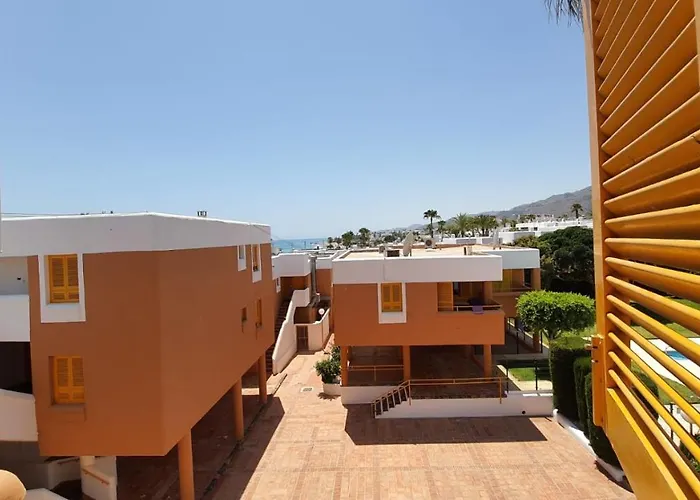 Apartamento Con Piscina En Mojacar Playa